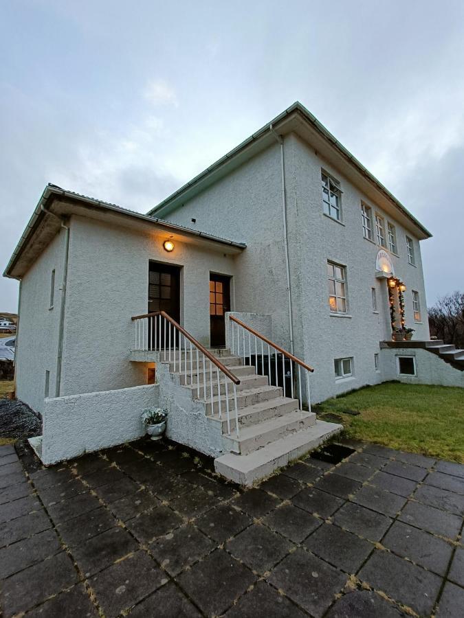 Arsalir Guesthouse Vik B&B ภายนอก รูปภาพ