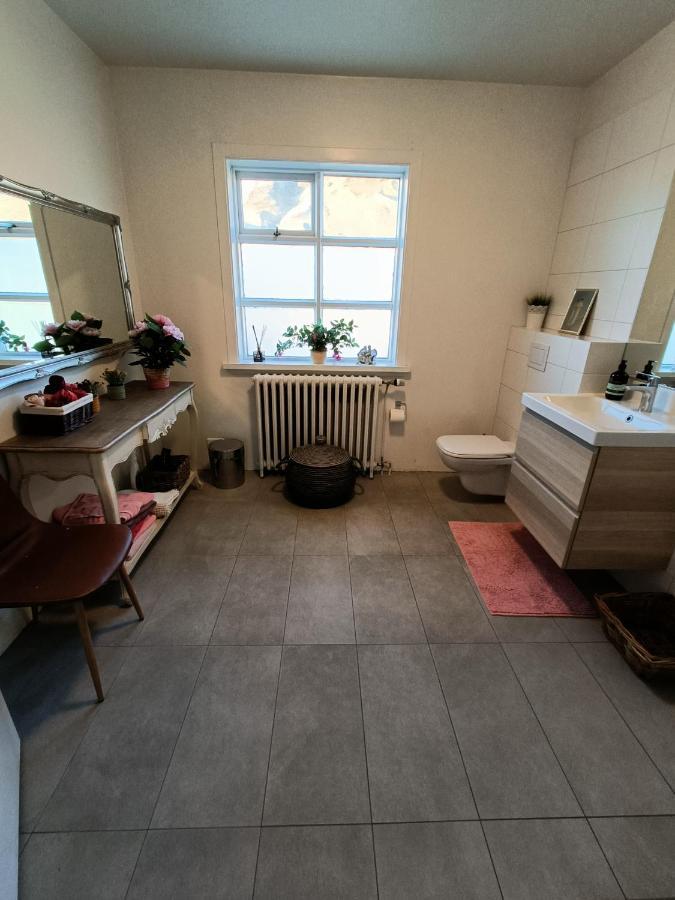 Arsalir Guesthouse Vik B&B ภายนอก รูปภาพ