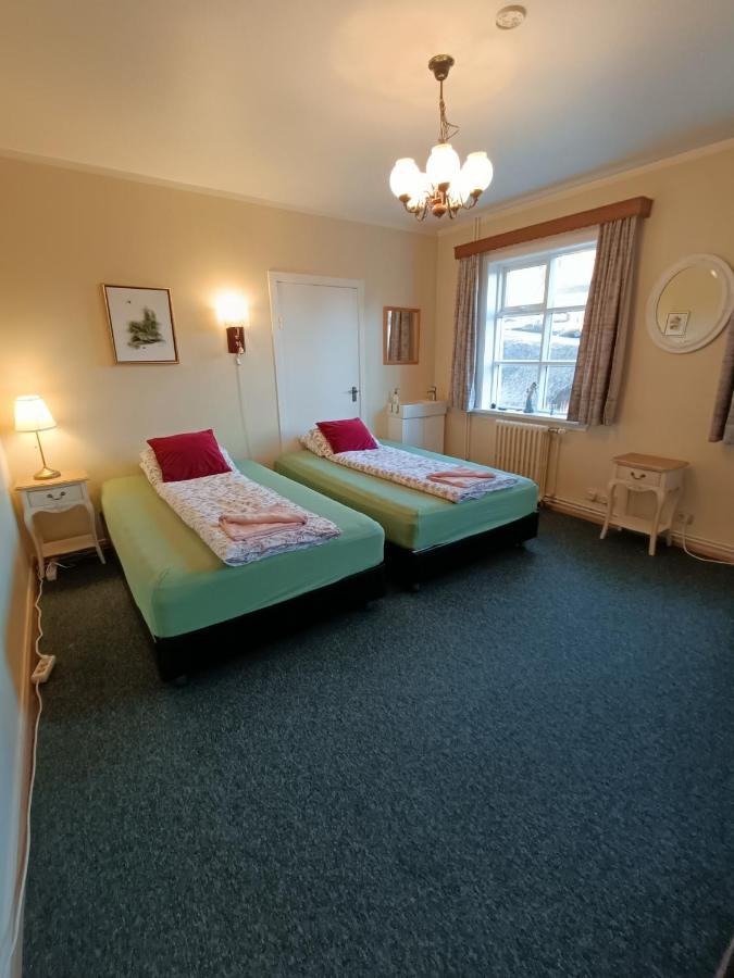 Arsalir Guesthouse Vik B&B ภายนอก รูปภาพ