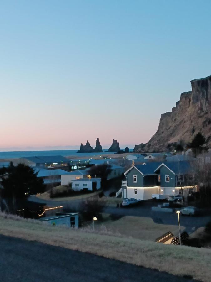 Arsalir Guesthouse Vik B&B ภายนอก รูปภาพ