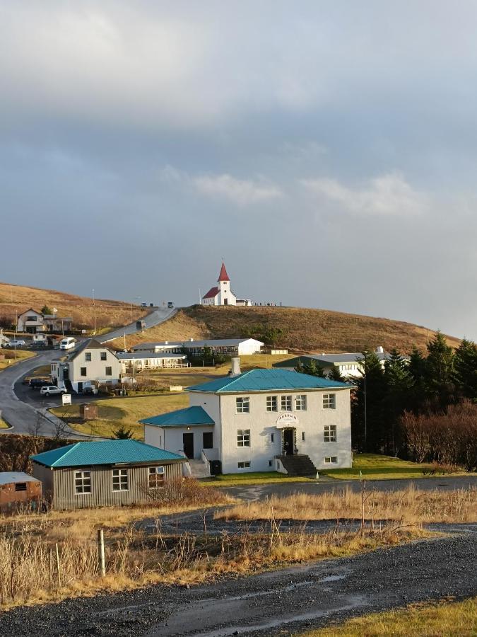 Arsalir Guesthouse Vik B&B ภายนอก รูปภาพ