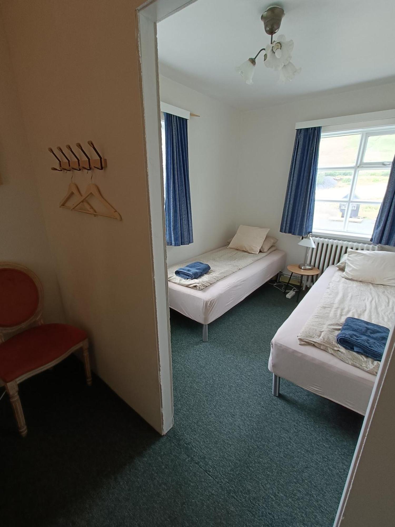 Arsalir Guesthouse Vik B&B ภายนอก รูปภาพ